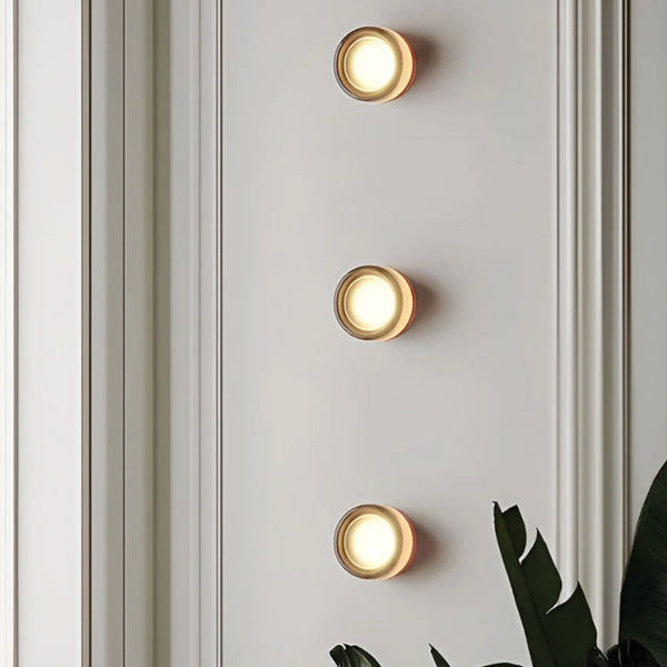 Applique murale LED compacte en acrylique et aluminium