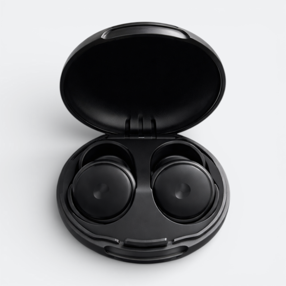 AïtaVia black comfortable earplugs in open travel case, ideal for noise reduction during travel.