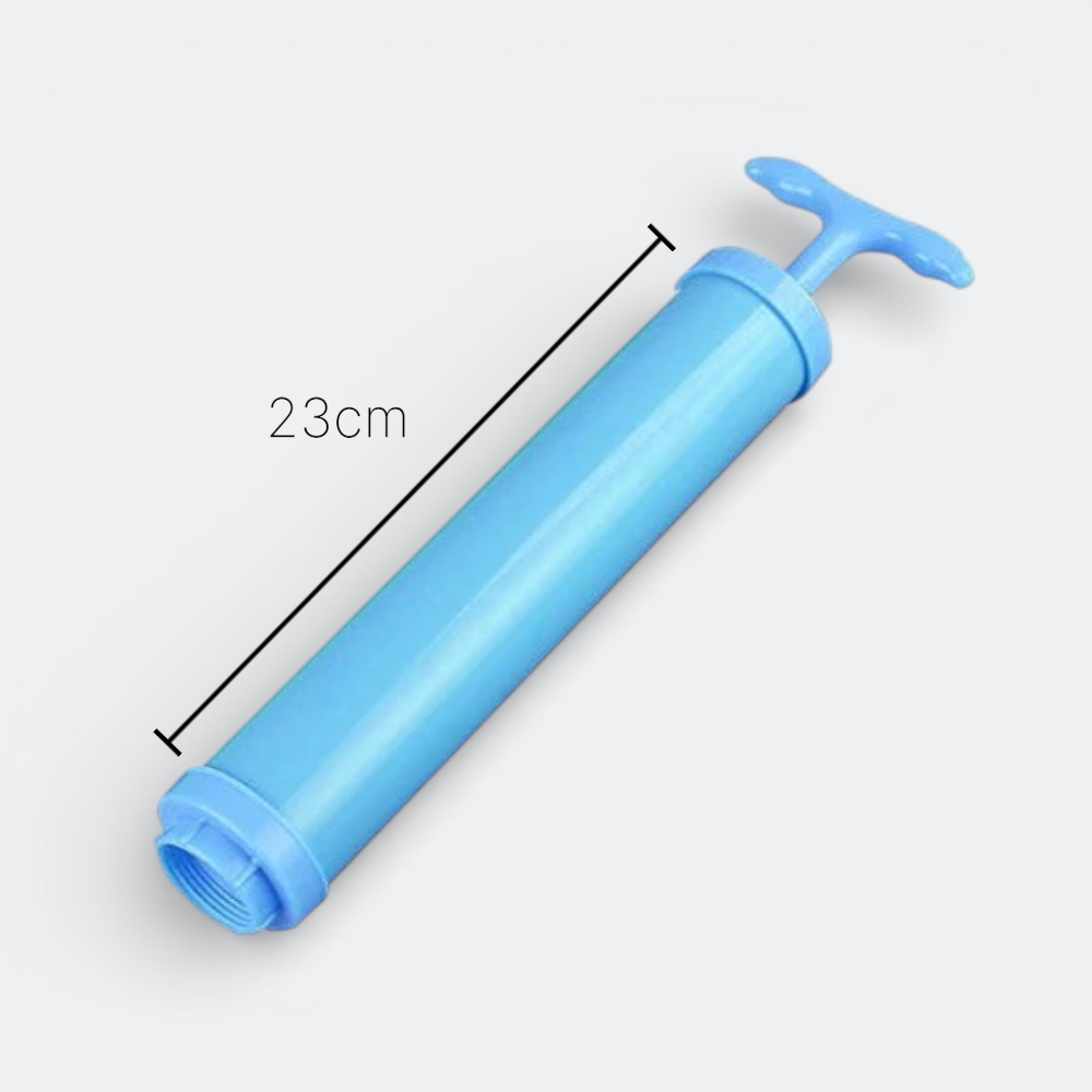 AïtaVia blue plastic manual vacuum pump for compression clothing bags, 23cm length.