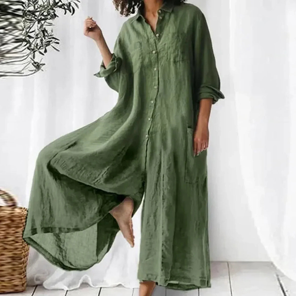 Combinaison Ample Boutonnée Femme à Jambes Larges – Confort et Style