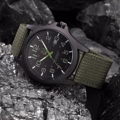 Montre homme militaire robuste avec chronomètre et date