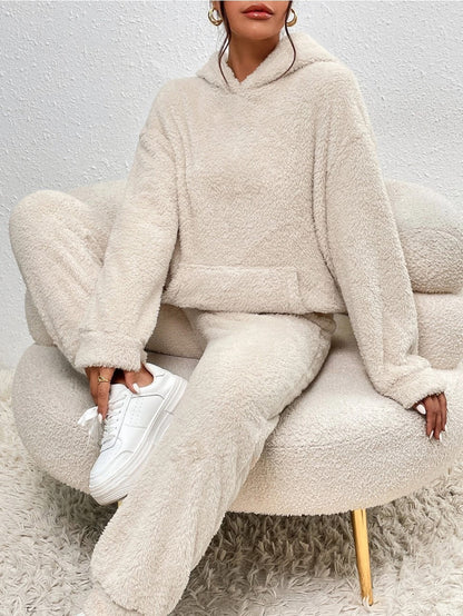 Ensemble Femme Douillet : Hoodie & Jogging Confortable pour la Détente