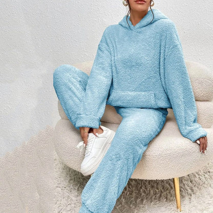 Ensemble Femme Douillet : Hoodie & Jogging Confortable pour la Détente