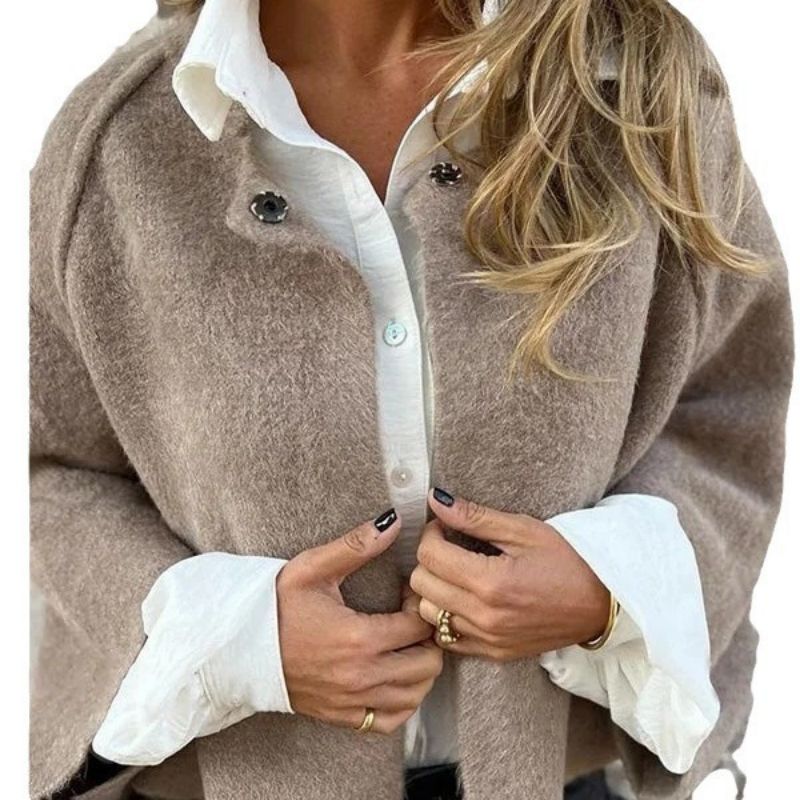 Manteau Court Chic pour Femme – Élégance Moderne à Boutons-Pression