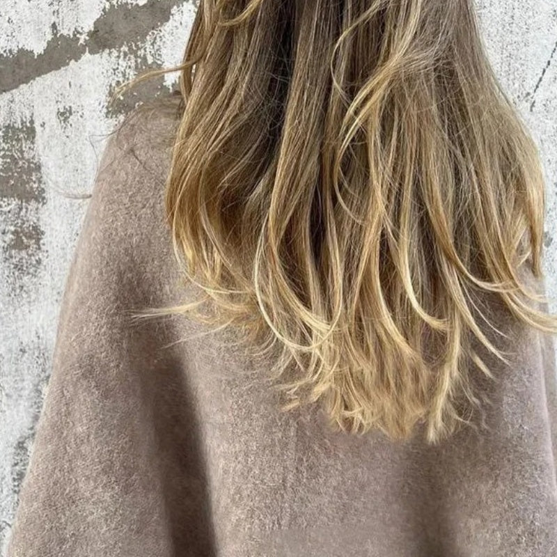 Manteau Court Chic pour Femme – Élégance Moderne à Boutons-Pression