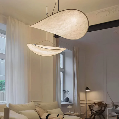 SoieLumière - Plafonnier en Soie Élégant - Design Unique