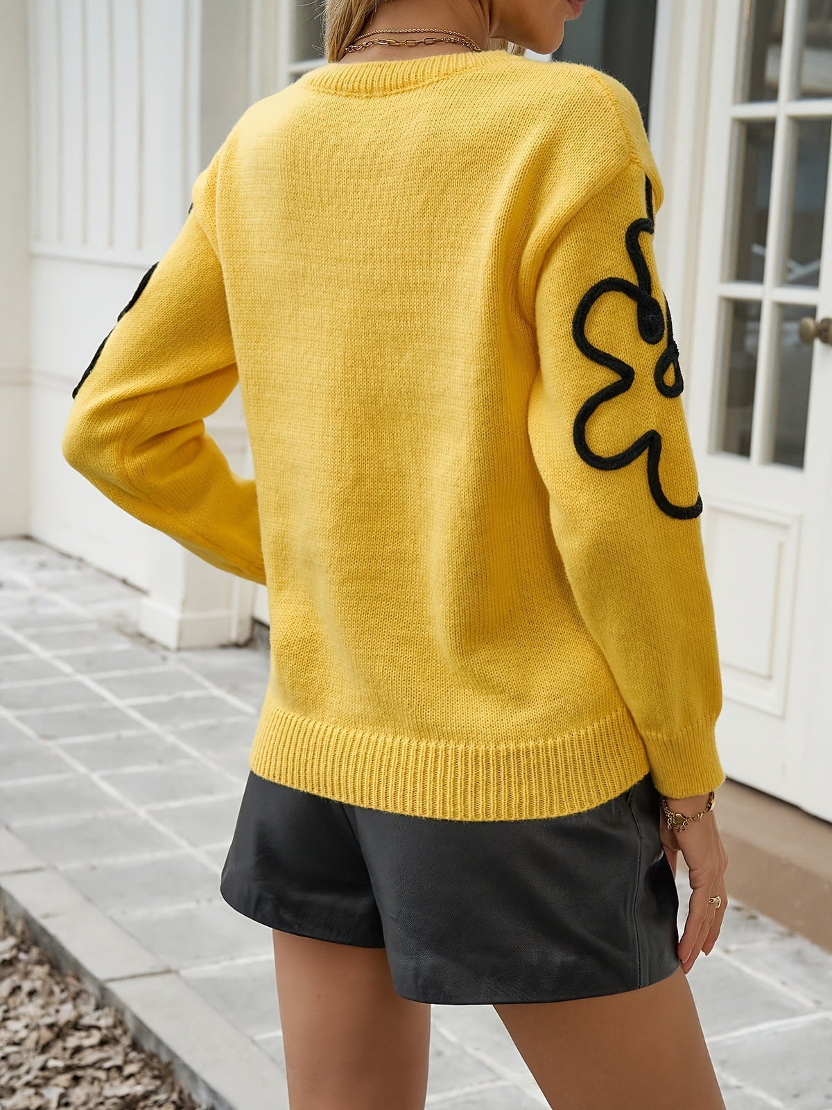 Pull Femme Élégant à Broderie Florale - Confort Doux et Style Versatile à Col Rond