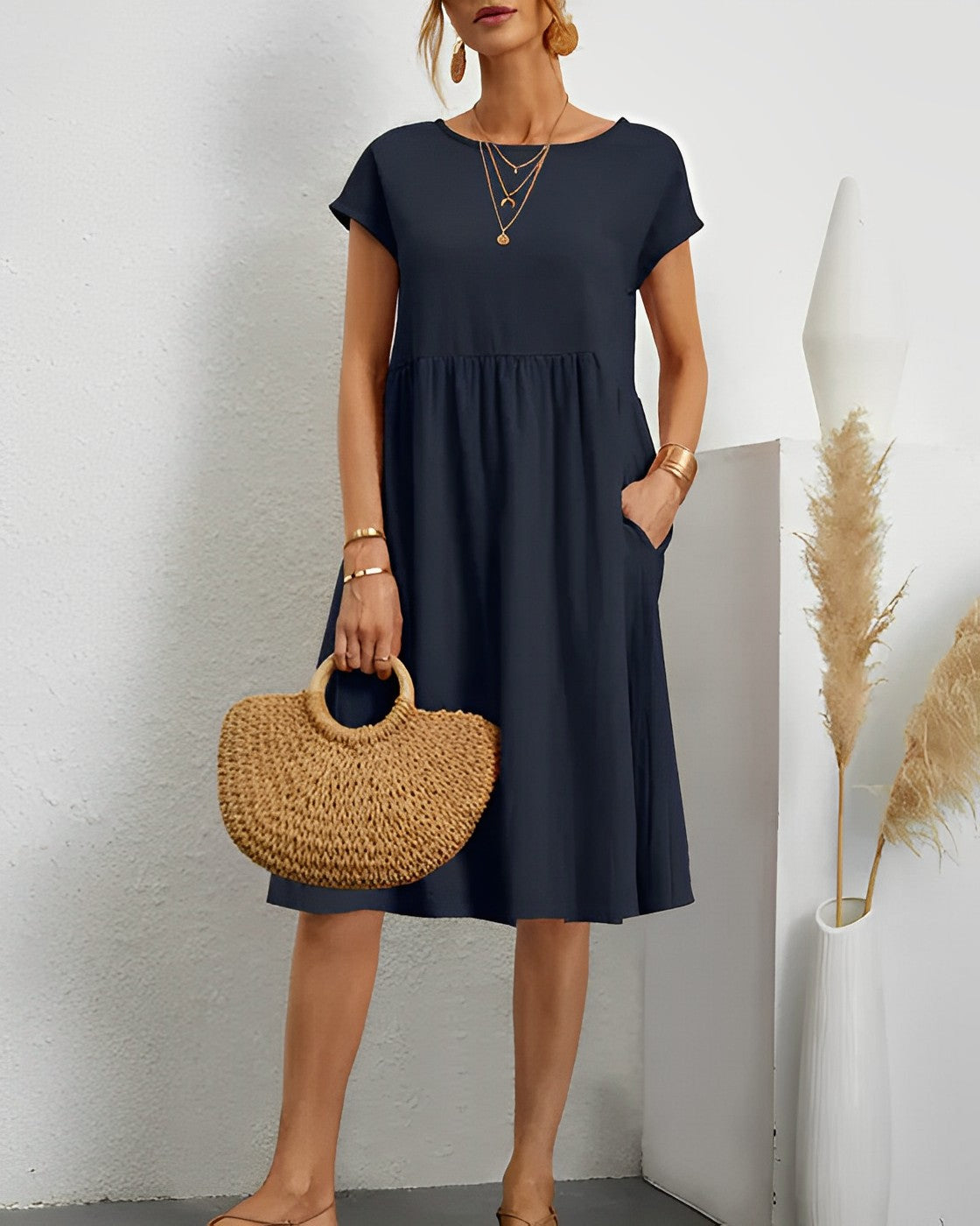 Robe CELIA pour Femmes : Élégance et Confort pour Toute Saison