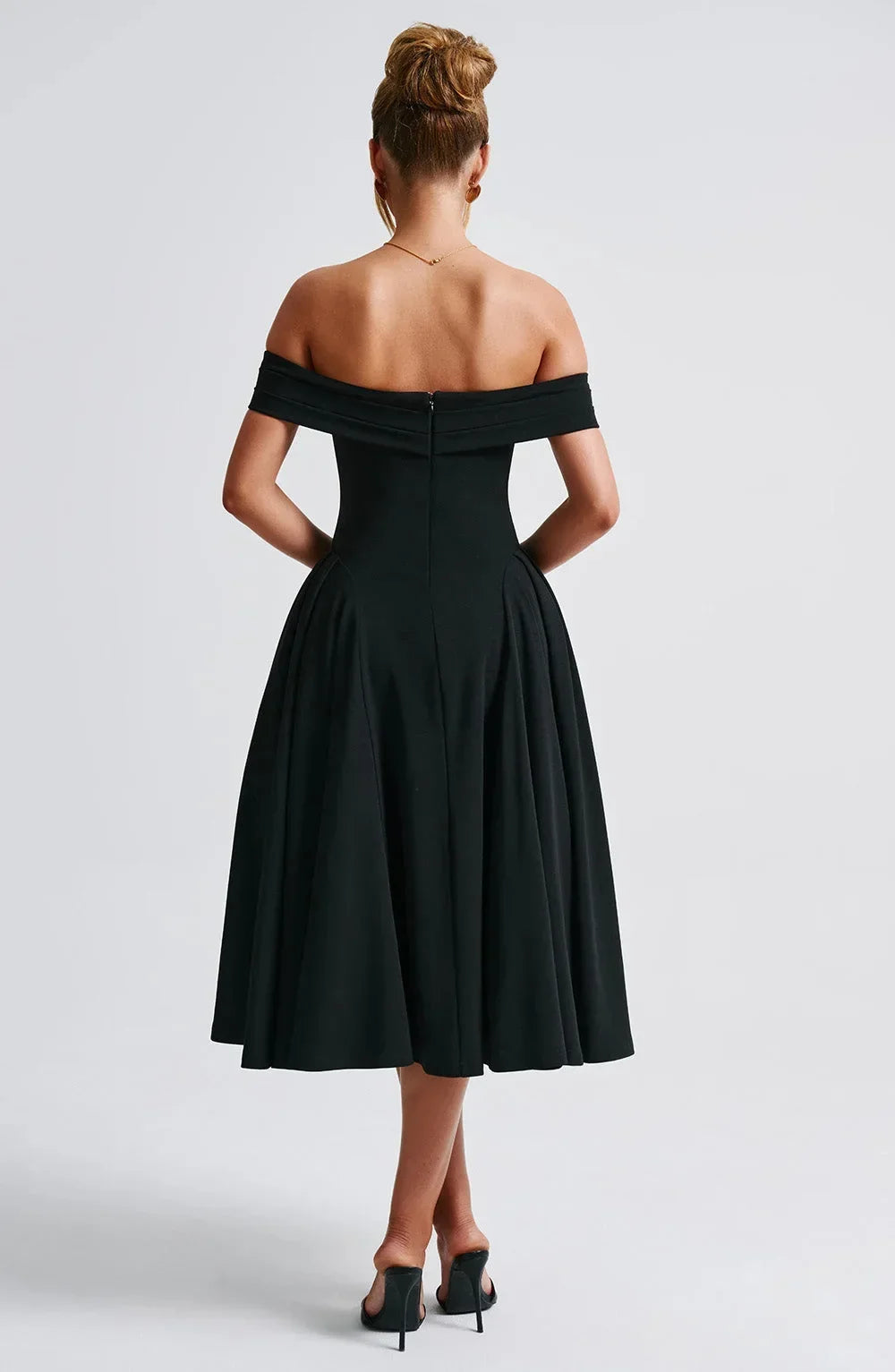 Robe Cocktail Midi Élégante pour Femme - Style Flatteur