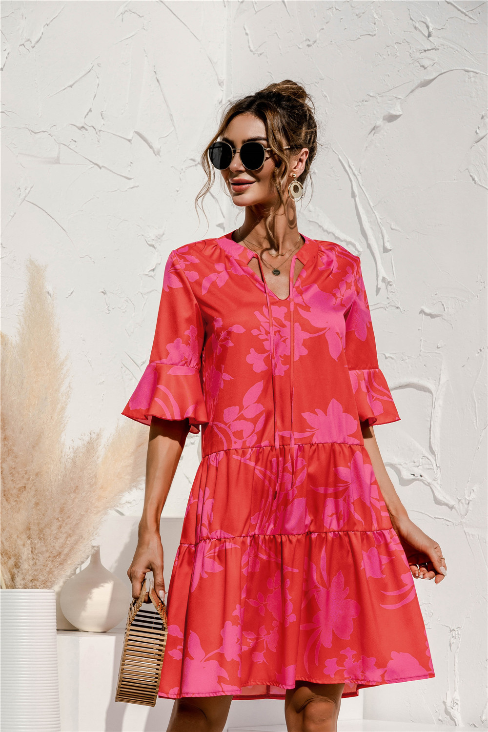 Robe Mini Femme à Volants Col V – Style Été Chic et Confortable