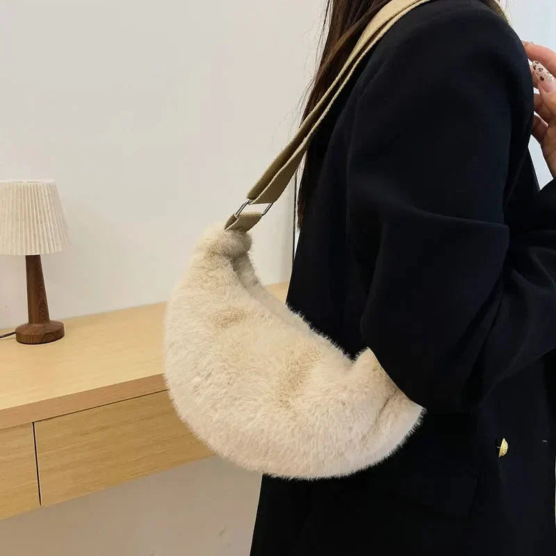Sac Banane Fourrure Femme – Élégance & Confort Hivernal